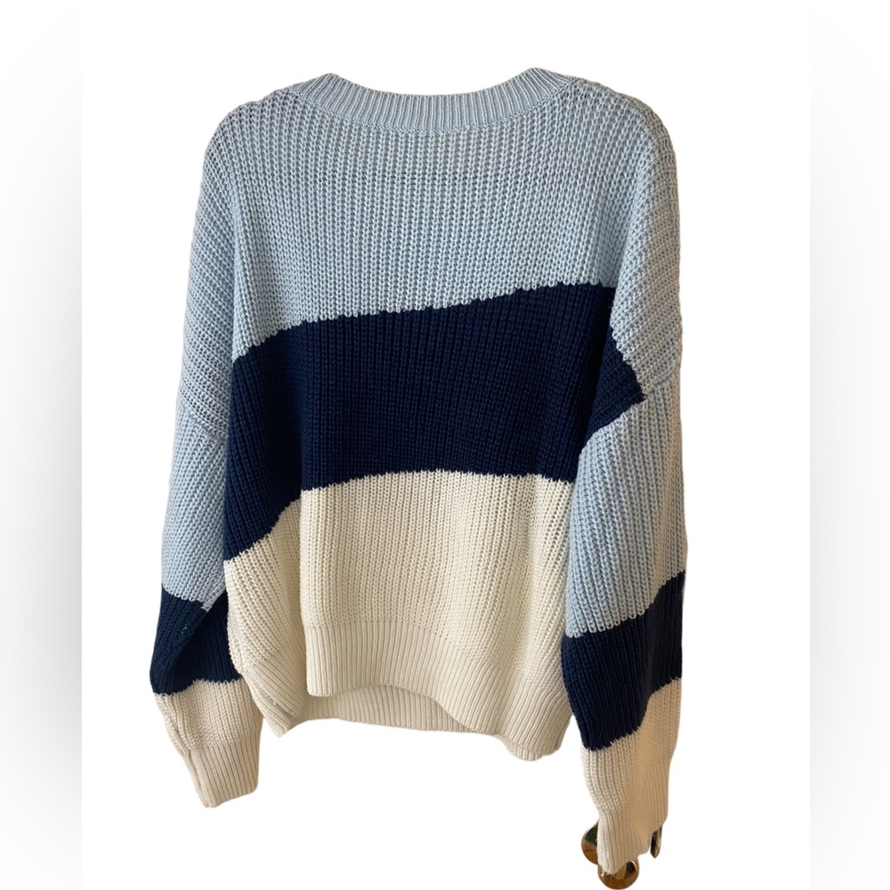 Colorblock Sweater - Picture 4 of 4
